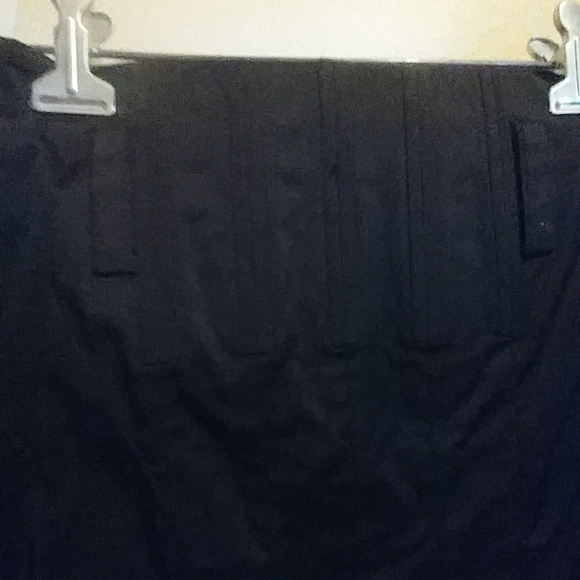 Classic Pencil skirt - Picture 2 of 2